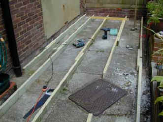 Joist placed in position 